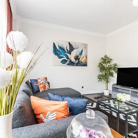 Modern And Aesthetic Flat In Sisli