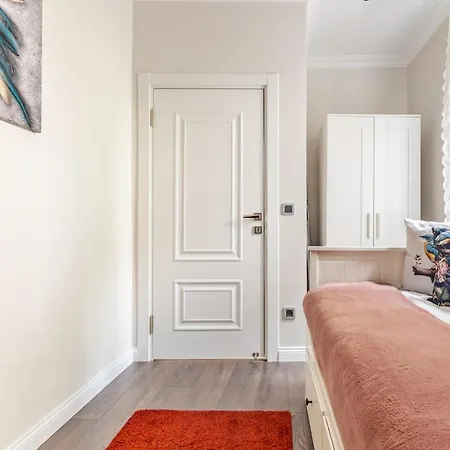 Modern And Aesthetic Flat In Sisli * Istanbul