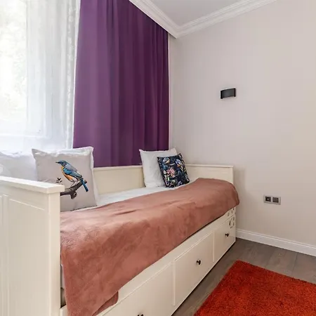 Modern And Aesthetic Flat In Sisli Apartment *